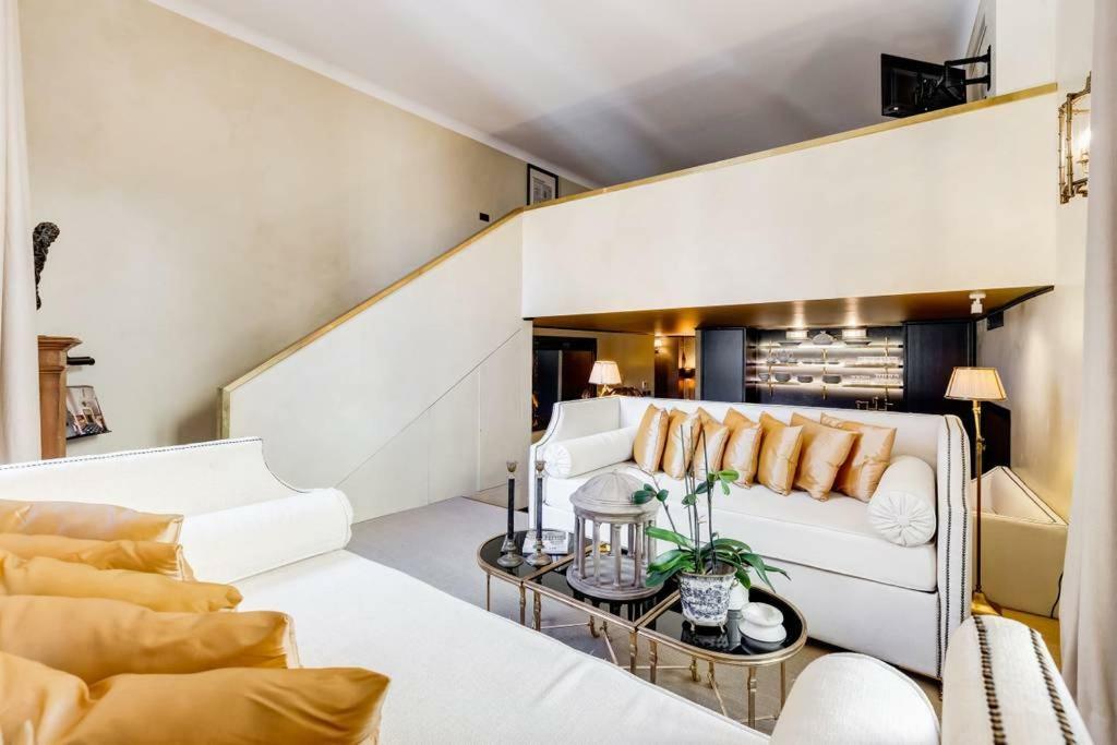 Villa Luxurious Loft Facing The Pantheon Roma Exterior foto