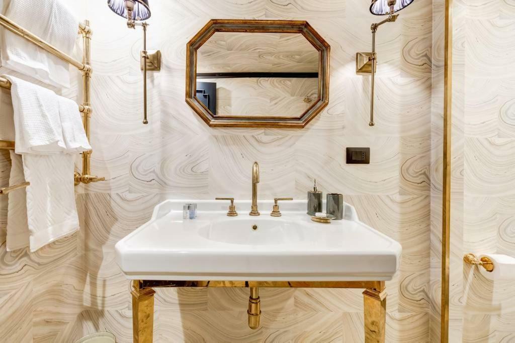 Villa Luxurious Loft Facing The Pantheon Roma Exterior foto